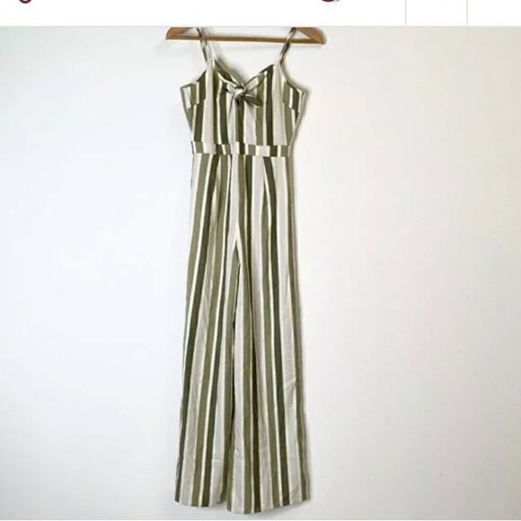 Romeo & Juliet Couture Striped Wide Leg Jumpsuit Size Medium NWT - Picture 5 of 10